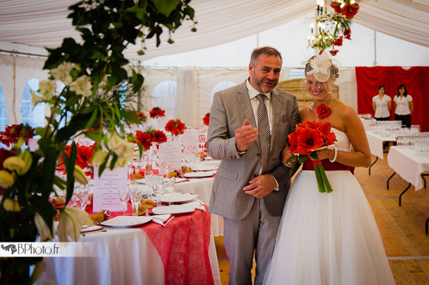 Julie et Cédric (entrée de la mariée) © Benjamin Brette