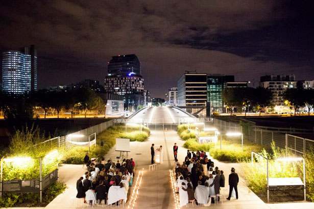 Cérémonie de mariage de nuit à Paris © Navyblur