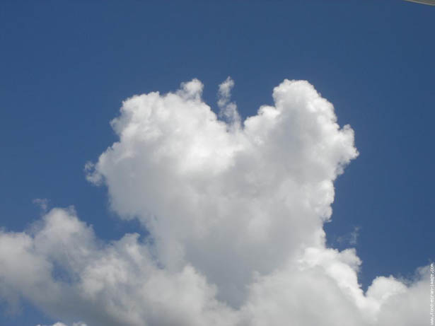 Coeur de nuage © Cédric.crenon (Fond-ecran-image.com)