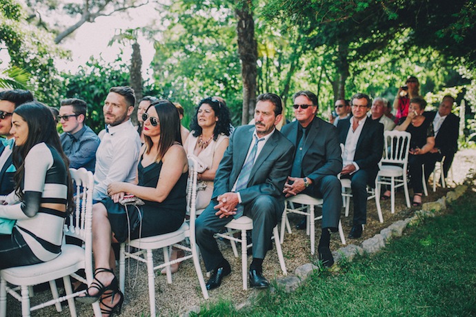 Invités surpris et heureux - Cérémonie laïque d'Alicia et Xavier